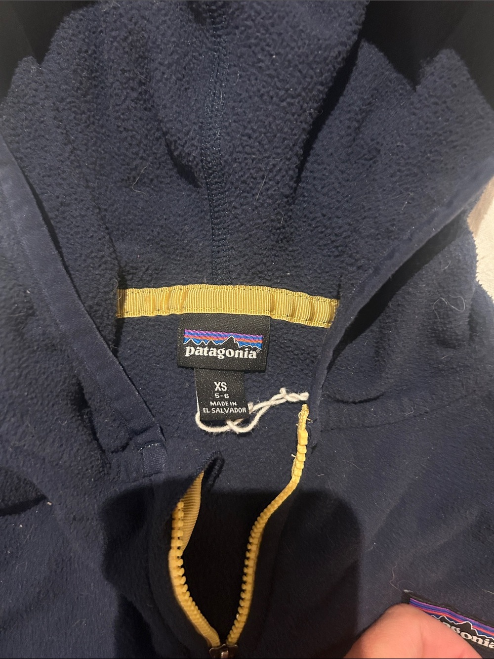Patagonia Kids Navy and Royal Blue Fleece Hoodie with Yellow Trim, xs, 5-6 - Picture 2 of 3